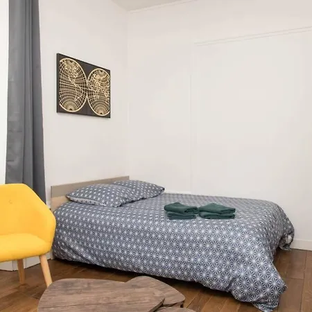 Le Karijini - Hyper Centre, *