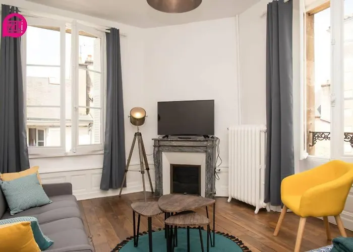 Le Karijini - Hyper Centre, * 普瓦捷